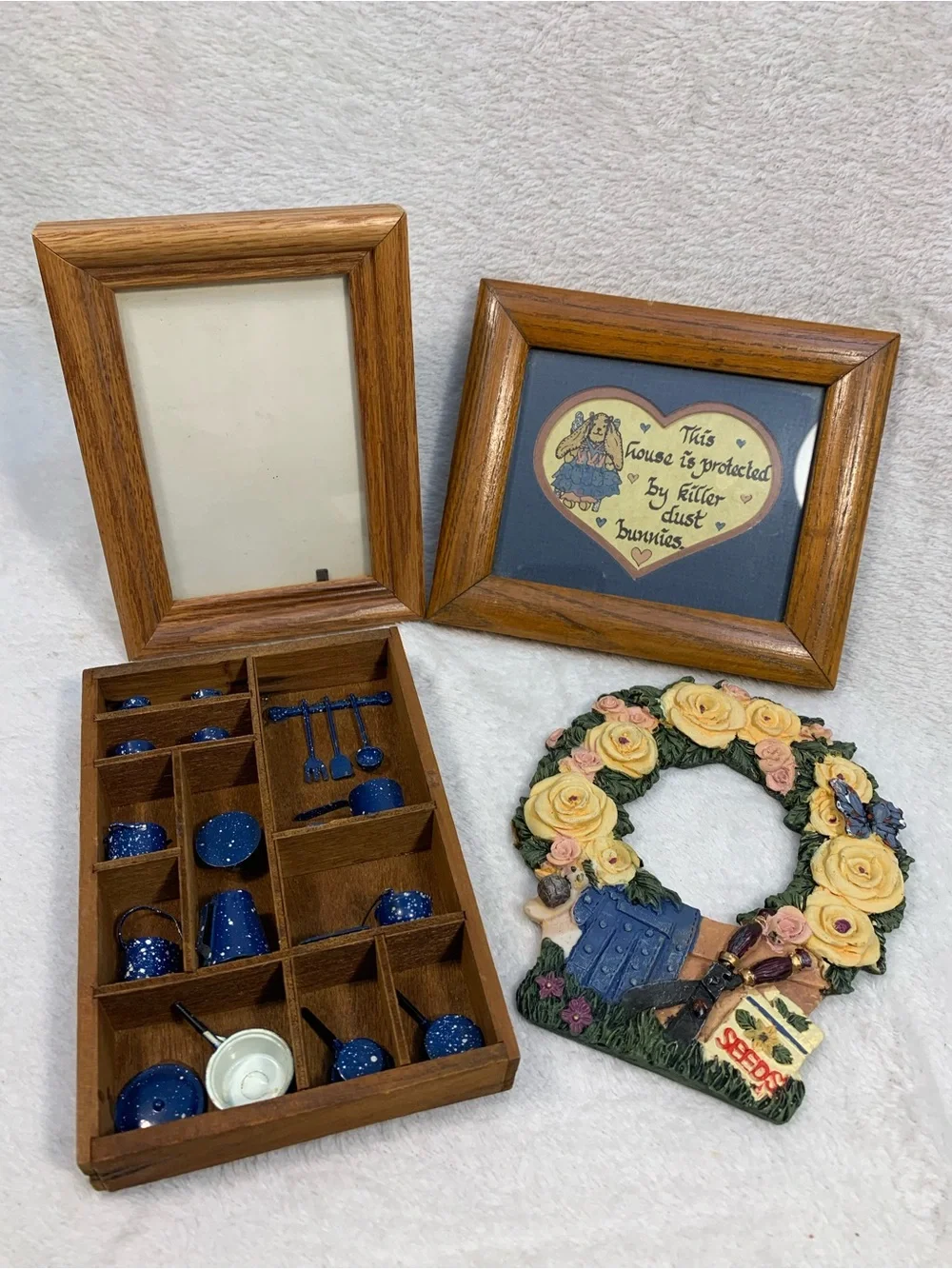 Cottagecore Grandma Set of 4 Small Decor- Wood Pic Frame Bunny Mini Graniteware